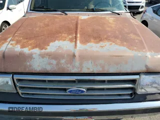 1990 Ford F-250 z VIN 2FTHF26H4LCA00395, wystawiony jako Copart lot #60321695 z przebiegiem 50 927 mil mil oraz Szkoda całkowita • Salvage title. Historia ofert i sprzedaży dostępna na DreamBid. Obrazek 11.
