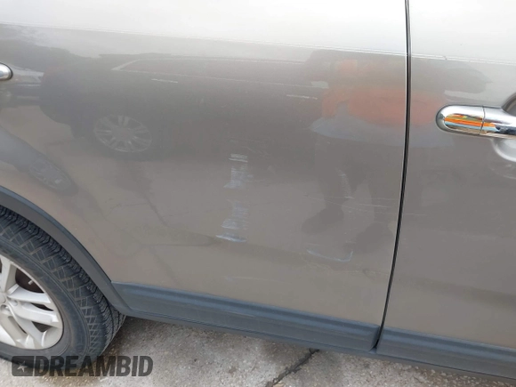 2015 Kia Sorento LX with VIN 5XYKT4A60FG659175, listed as a IAAI auction lot 42133740 with 178,406 mi miles. Bid and sale history available at carsss.com. Image 6.