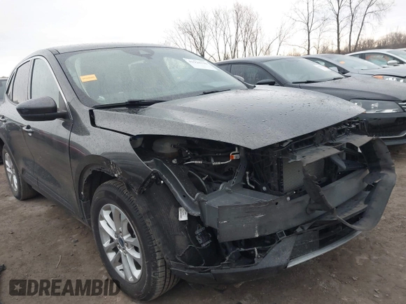 2020 Ford Escape SE with VIN 1FMCU0G66LUC77076, listed as a IAAI auction lot 41928130 with 61,637 mi miles and . Bid and sale history available at carsss.com. Image 1.
