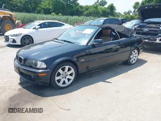 2002 BMW 3 Series 325Ci с VIN WBABS334X2PG88568, выставлен на аукционе IAAI как лот 42702995 с пробегом 77 577 миль миль и . История ставок и продаж доступна на DreamBid. Изображение 2.