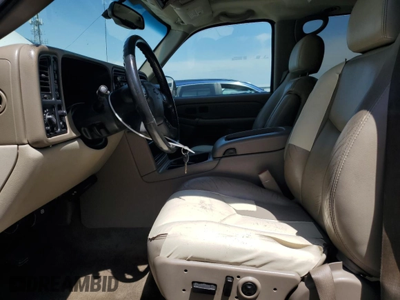 2004 Chevrolet Suburban LT with VIN 3GNFK16T44G308213, listed as a Copart auction lot 59416235 with 297,603 mi miles and Salvage title. Bid and sale history available at DreamBid. Image 7.