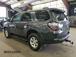 2020 Toyota 4Runner SR5 with VIN JTEBU5JR9L5798203, listed as a Copart auction lot 61198375 with 127,211 mi miles and Clean title. Bid and sale history available at DreamBid. Image 2.