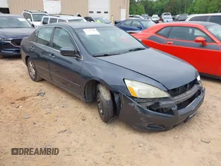 2007 Honda Accord LX SE с VIN 1HGCM563X7A141163, выставлен на аукционе IAAI как лот 42107340 с пробегом 232 491 миль миль и . История ставок и продаж доступна на DreamBid. Изображение 1.