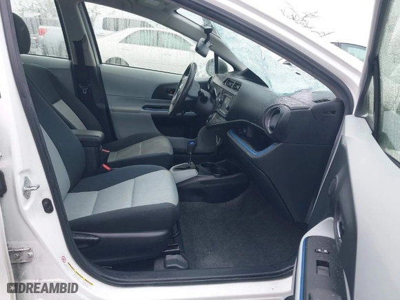 2013 Toyota Prius c One with VIN JTDKDTB36D1544010, listed as a IAAI auction lot 41561964 with 153,572 mi miles. Bid and sale history available at carsss.com. Image 5.