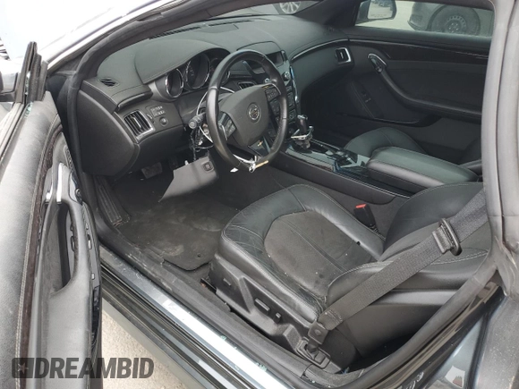 2012 Cadillac CTS-V z VIN 1G6DV1EP3C0130392, wystawiony jako Copart lot #52938365 z przebiegiem 70 038 mil mil oraz Szkoda całkowita • Salvage title. Historia ofert i sprzedaży dostępna na DreamBid. Obrazek 8.
