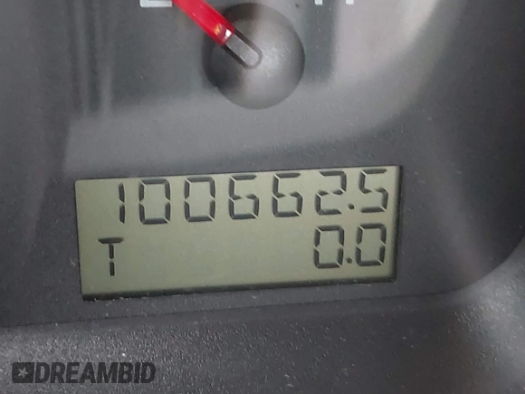 2007 Ford F-150 STX with VIN 1FTRX12W87FA39663, listed as a IAAI auction lot 41965974 with 100,662 mi miles and . Bid and sale history available at DreamBid. Image 7.