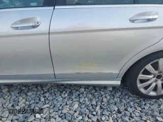 2011 Mercedes-Benz C 300 Sport с VIN WDDGF5EB9BR137799, выставлен на аукционе Copart как лот 58270265 с пробегом 159 192 миль миль и Списание • Salvage title. История ставок и продаж доступна на DreamBid. Изображение 12.