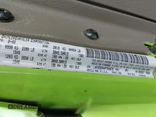 2004 Jeep Wrangler Sahara z VIN 1J4FA59S44P704878, wystawiony jako IAAI lot #42226255 z przebiegiem 88 886 mil mil oraz . Historia ofert i sprzedaży dostępna na DreamBid. Obrazek 9.