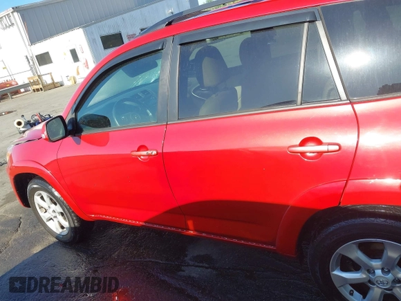 2012 Toyota RAV4 Limited with VIN 2T3DF4DV7CW179098, listed as a IAAI auction lot 42128133 with 176,856 mi miles and . Bid and sale history available at DreamBid. Image 14.