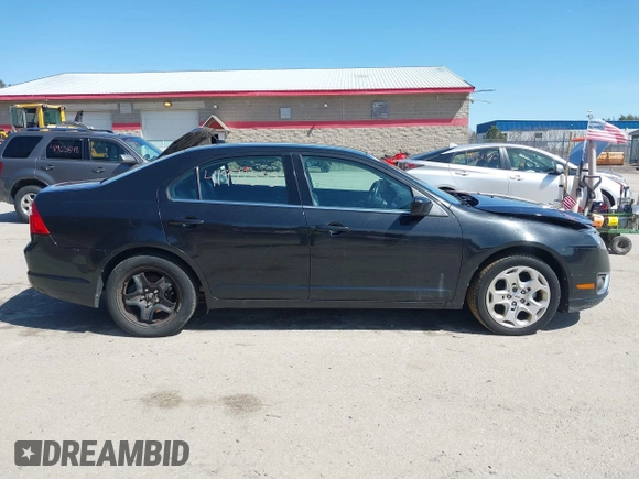 2011 Ford Fusion SEL with VIN 3FAHP0JG1BR321371, listed as a IAAI auction lot 41972555 with 155,027 mi miles. Bid and sale history available at carsss.com. Image 14.