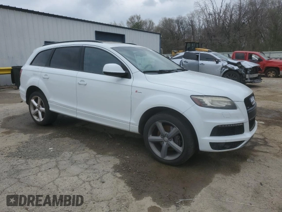 2015 Audi Q7 3.0T S line Prestige with VIN WA1DGAFE4FD032659, listed as a Copart auction lot 49123915 with 189,795 mi miles and Salvage Title. Bid and sale history available at carsss.com. Image 4.