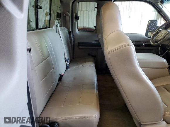 2008 Ford F-250 XL с VIN 1FTSX21548EC74746, выставлен на аукционе Copart как лот 59200455 с пробегом 83 427 миль миль и Списание • Salvage title. История ставок и продаж доступна на DreamBid. Изображение 10.