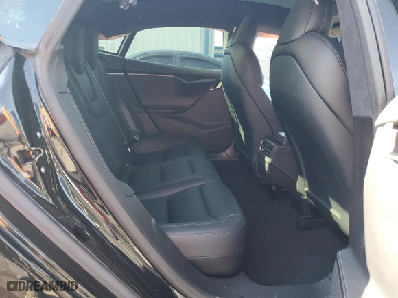 2020 Tesla Model S Performance with VIN 5YJSA1E49LF398581, listed as a Copart auction lot 50723735 with 28,534 mi miles and Salvage Title. Bid and sale history available at carsss.com. Image 10.