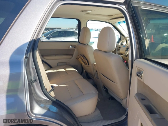 2009 Ford Escape Limited with VIN 1FMCU94G19KC45724, listed as a IAAI auction lot 41860671 with 188,520 mi miles. Bid and sale history available at carsss.com. Image 8.