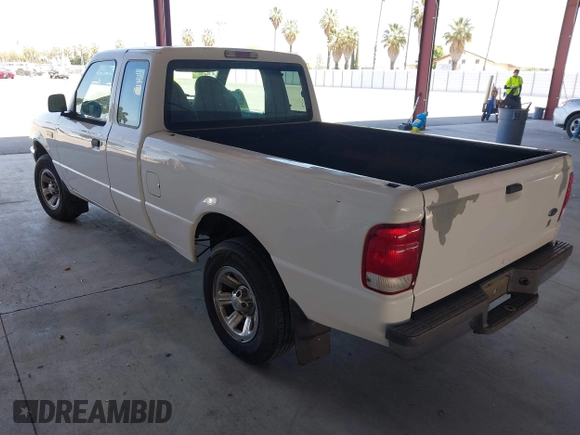 2000 Ford Ranger XL with VIN 1FTYR14VXYTB24131, listed as a IAAI auction lot 42182292 with 263,211 mi miles. Bid and sale history available at carsss.com. Image 3.
