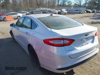 2014 Ford Fusion SE with VIN 3FA6P0HD5ER386781, listed as a IAAI auction lot 41814103 with 62,142 mi miles. Bid and sale history available at carsss.com. Image 3.