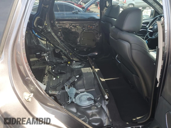 2019 Acura RDX с VIN 5J8TC2H38KL003052, выставлен на аукционе Copart как лот 62498525 с пробегом 26 998 миль миль и Списание • Salvage title. История ставок и продаж доступна на DreamBid. Изображение 11.