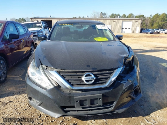 2018 Nissan Altima 2.5 SL with VIN 1N4AL3APXJC175919, listed as a IAAI auction lot 41356600 with 161,268 mi miles. Bid and sale history available at carsss.com. Image 12.