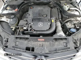 2014 Mercedes-Benz C 250 Sport with VIN WDDGF4HB8EA959924, listed as a Copart auction lot 62961665 with 181,528 mi miles and Clean title. Bid and sale history available at DreamBid. Image 11.