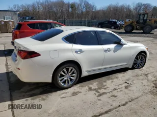 2019 Infiniti Q70 Luxe with VIN JN1BY1AR7KM585629, listed as a Copart auction lot 49665645 with 47,755 mi miles and Salvage Title. Bid and sale history available at DreamBid. Image 3.
