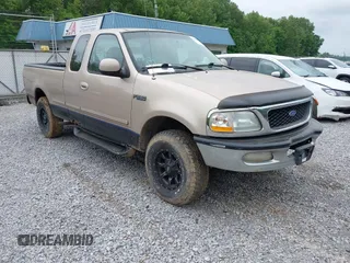 1997 Ford F-250 с VIN 2FTFX28L0VCA54351, выставлен на аукционе IAAI как лот 42160898 с пробегом 384 085 миль миль и . История ставок и продаж доступна на DreamBid. Изображение 1.