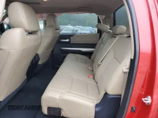 2017 Toyota Tundra Limited z VIN 5TFHW5F10HX595899, wystawiony jako Copart lot #56915095 z przebiegiem 50 700 mil mil oraz Czysty tytuł • Clean title. Historia ofert i sprzedaży dostępna na DreamBid. Obrazek 10.