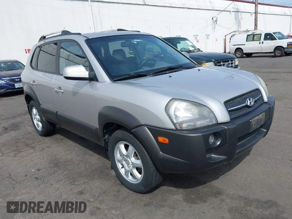 2005 Hyundai Tucson GLS with VIN KM8JN72D55U048197, listed as a IAAI auction lot 42011506 with 157,130 mi miles and . Bid and sale history available at DreamBid. Image 1.