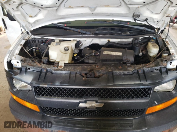 2006 Chevrolet Express Cargo Van with VIN 1GCGG25V361209424, listed as a Copart auction lot 82199034 with 178,239 mi miles and Non Repairable. Bid and sale history available at carsss.com. Image 12.