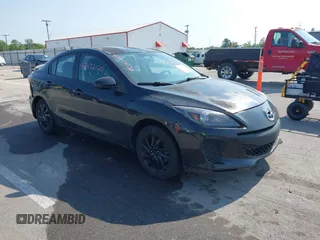 2012 Mazda 3 i Touring z VIN JM1BL1V78C1526709, wystawiony jako IAAI lot #42472120 z przebiegiem 97 941 mil mil oraz . Historia ofert i sprzedaży dostępna na DreamBid. Obrazek 1.