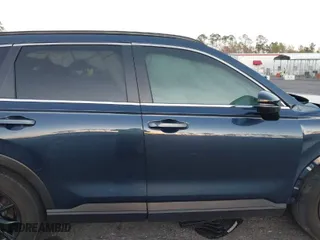 2023 Honda CR-V Hybrid Sport with VIN 7FARS5H54PE013946, listed as a IAAI auction lot 41733030 with 24,376 mi miles. Bid and sale history available at carsss.com. Image 13.