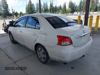 2008 Toyota Yaris with VIN JTDBT923081216819, listed as a IAAI auction lot 42153326 with 125,794 mi miles. Bid and sale history available at carsss.com. Image 3.