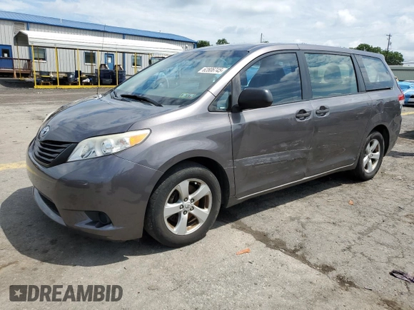 2012 Toyota Sienna с VIN 5TDZK3DCXCS198708, выставлен на аукционе Copart как лот 62806745 с пробегом 172 460 миль миль и Списание • Salvage title. История ставок и продаж доступна на DreamBid. Изображение 1.