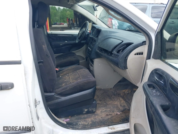 2013 Ram Cargo Van Tradesman with VIN 2C4JRGAG1DR812174, listed as a IAAI auction lot 42114559 with 208,252 mi miles. Bid and sale history available at carsss.com. Image 5.