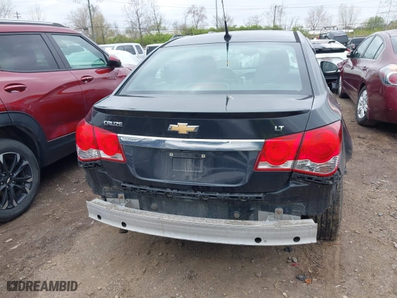 2014 Chevrolet Cruze 1LT with VIN 1G1PC5SB2E7149180, listed as a IAAI auction lot 42010987 with 122,787 mi miles. Bid and sale history available at carsss.com. Image 17.
