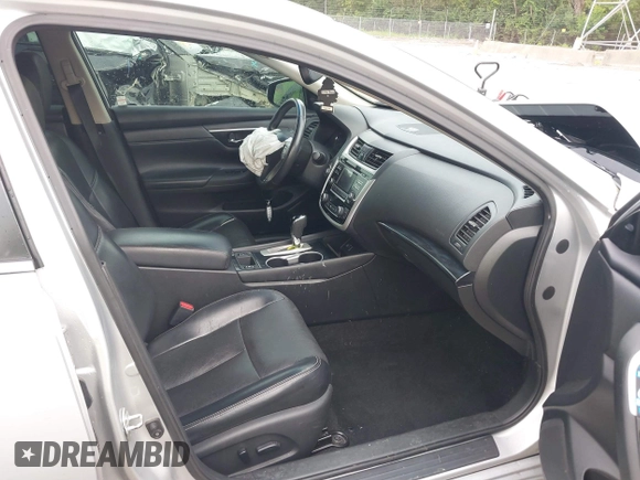 2018 Nissan Altima SR with VIN 1N4AL3AP6JC151861, listed as a IAAI auction lot 40010666 with 140,228 mi miles and . Bid and sale history available at DreamBid. Image 5.