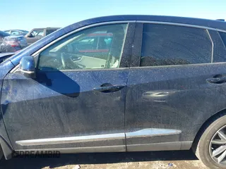 2019 Acura RDX Technology with VIN 5J8TC1H59KL002505, listed as a IAAI auction lot 41441302 with 137,330 mi miles and . Bid and sale history available at DreamBid. Image 14.
