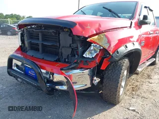 2017 Ram 1500 SLT z VIN 1C6RR7GG2HS583512, wystawiony jako IAAI lot #42492196 z przebiegiem 118 417 mil mil oraz . Historia ofert i sprzedaży dostępna na DreamBid. Obrazek 6.
