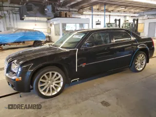 2008 Chrysler 300 C Hemi with VIN 2C3LA63H38H146967, listed as a Copart auction lot 70685484 with 41,019 mi miles and Salvage Title. Bid and sale history available at carsss.com. Image 1.