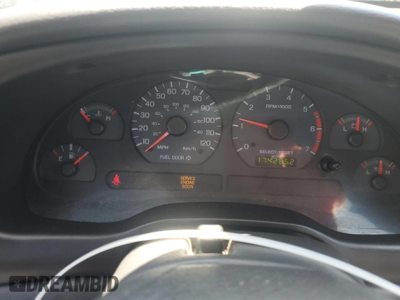 2004 Ford Mustang Standard с VIN 1FAFP40624F138813, выставлен на аукционе Copart как лот 61805275 с пробегом 174 285 миль миль и Списание • Salvage title. История ставок и продаж доступна на DreamBid. Изображение 9.