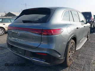 2023 Mercedes-Benz EQS 580 z VIN 4JGDM4EBXPA026161, wystawiony jako IAAI lot #41424484 z przebiegiem Nie podano mil oraz . Historia ofert i sprzedaży dostępna na DreamBid. Obrazek 4.