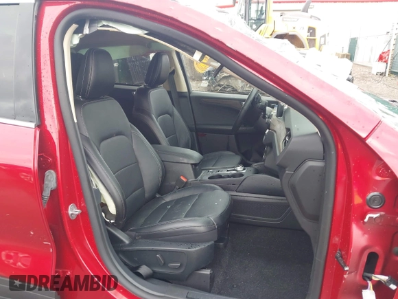 2020 Ford Escape Titanium with VIN 1FMCU9J9XLUA99423, listed as a IAAI auction lot 42511937 with 17,849 mi miles and . Bid and sale history available at DreamBid. Image 5.