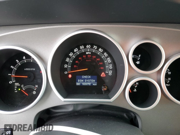 2016 Toyota Sequoia Platinum with VIN 5TDDW5G19GS141944, listed as a Copart auction lot 85374424 with 163,072 mi miles and Salvage Title. Bid and sale history available at carsss.com. Image 9.