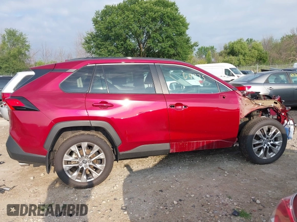 2021 Toyota RAV4 XLE Premium with VIN 2T3A1RFV6MW151550, listed as a IAAI auction lot 42764775 with 41,377 mi miles and . Bid and sale history available at DreamBid. Image 14.