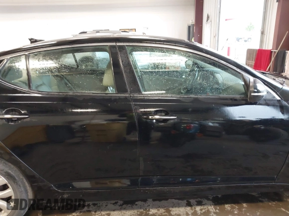 2014 Kia Optima EX z VIN 5XXGN4A75EG339104, wystawiony jako IAAI lot #42311979 z przebiegiem 115 119 mil mil oraz . Historia ofert i sprzedaży dostępna na DreamBid. Obrazek 13.