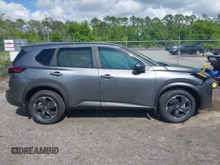 2024 Nissan Rogue SV with VIN 5N1BT3BA2RC755388, listed as a IAAI auction lot 42083297 with 1,131 mi miles and . Bid and sale history available at carsss.com. Image 13.