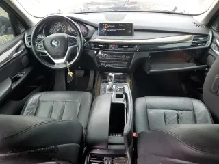 2016 BMW X5 xDrive40e z VIN 5UXKT0C57G0S77082, wystawiony jako Copart lot #59982295 z przebiegiem 121 725 mil mil oraz Czysty tytuł • Clean title. Historia ofert i sprzedaży dostępna na DreamBid. Obrazek 8.