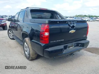 2011 Chevrolet Avalanche LS with VIN 3GNMCEE06BG288756, listed as a IAAI auction lot 42094856 with 229,826 mi miles and . Bid and sale history available at DreamBid. Image 3.