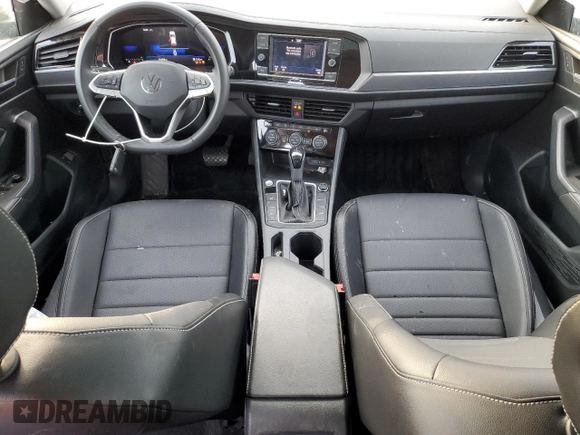 2024 Volkswagen Jetta SE with VIN 3VW7M7BU7RM020488, listed as a Copart auction lot 48544855 with 16,499 mi miles and Salvage title. Bid and sale history available at DreamBid. Image 8.