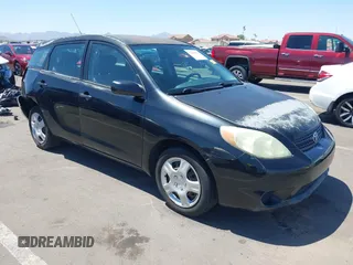 2006 Toyota Matrix STD with VIN 2T1KR32E46C622253, listed as a IAAI auction lot 42040286 with 186,594 mi miles and . Bid and sale history available at carsss.com. Image 1.