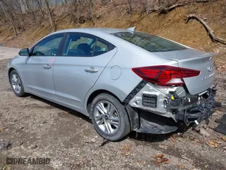 2019 Hyundai Elantra Preferred with VIN KMHD84LF5KU786841, listed as a IAAI auction lot 41988656 with 41,580 mi miles. Bid and sale history available at carsss.com. Image 3.